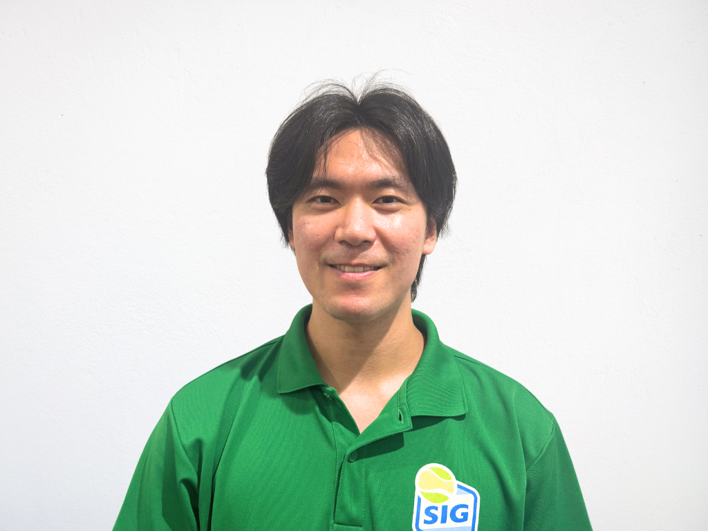 西山　輝